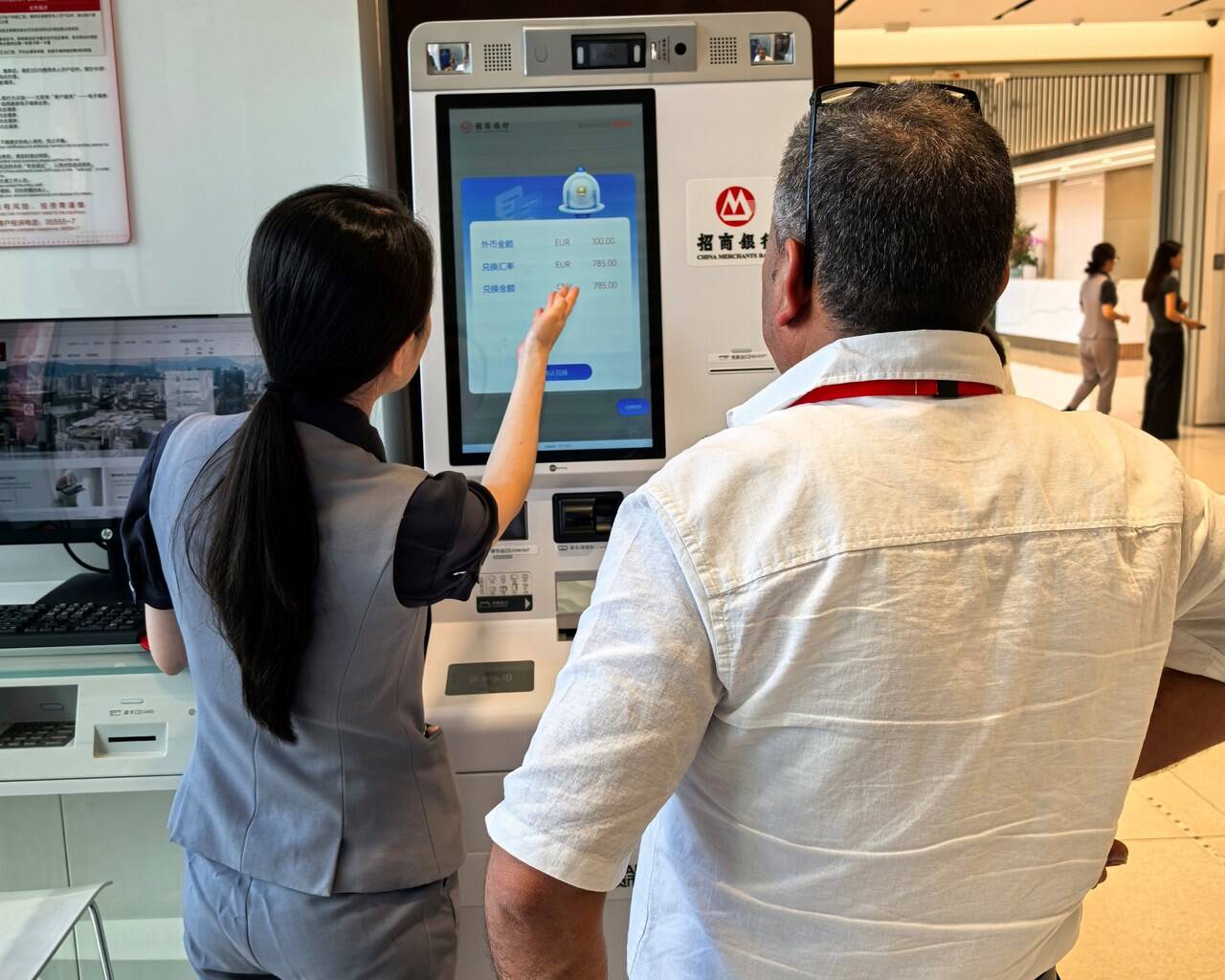 最新医保卡提取现金方法自助提款机方法分析(最方便真实的德宏医疗保障卡怎么提取现金方法)